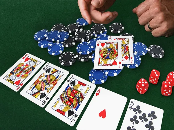 Giới thiệu về bài Poker