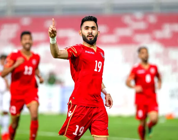 Komail Al Aswad đang giữ vị trí số 5 với 3 bàn thắng